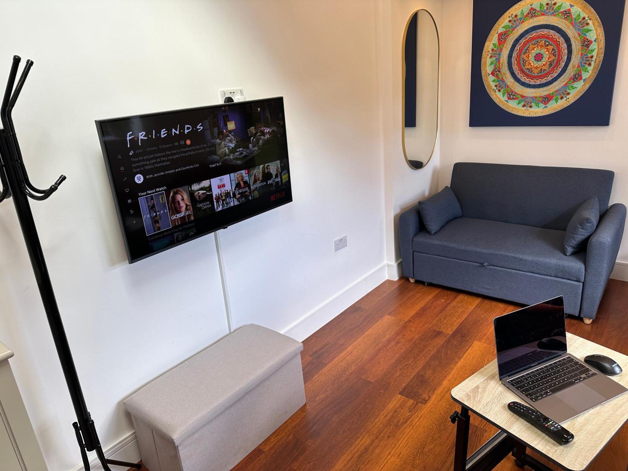 Bespoke Gallery Guesthouse Хендон Экстерьер фото